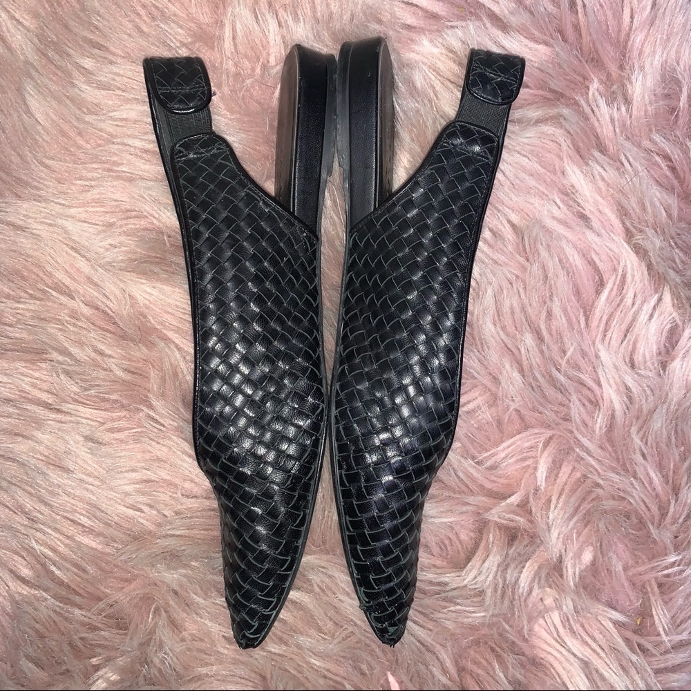 EVERLANE | The V Slingback Woven Black Flats - Picture 5 of 13